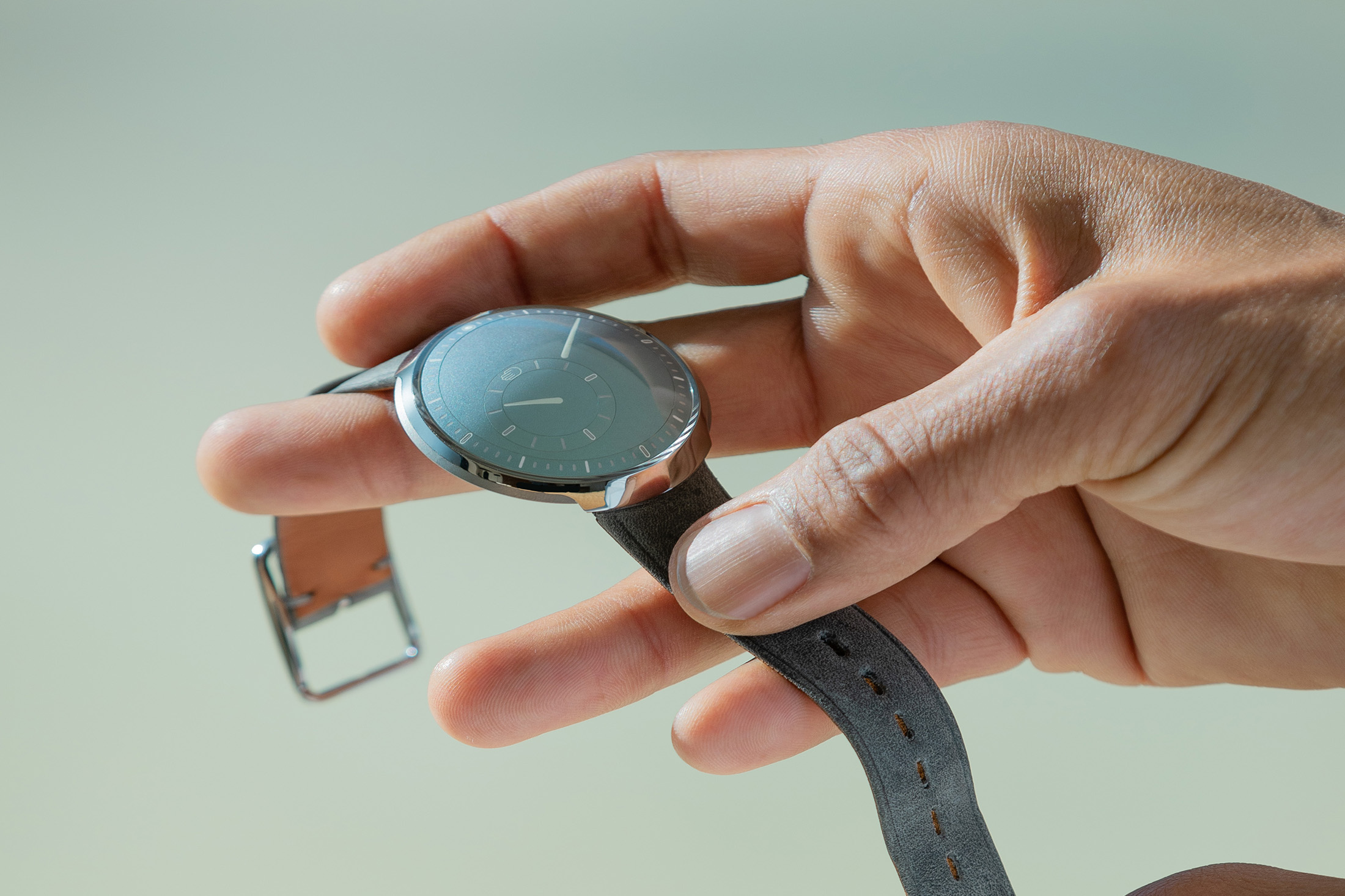 介绍新的Ressence Type 8 S走向绿色