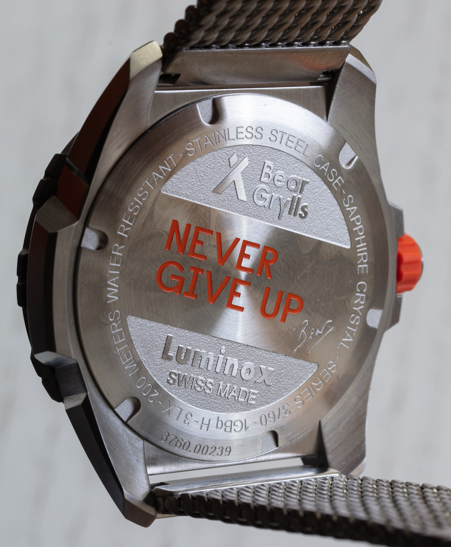 Luminox与Bear Grylls合作推出的石英手表-适合日常佩戴的XB.3762