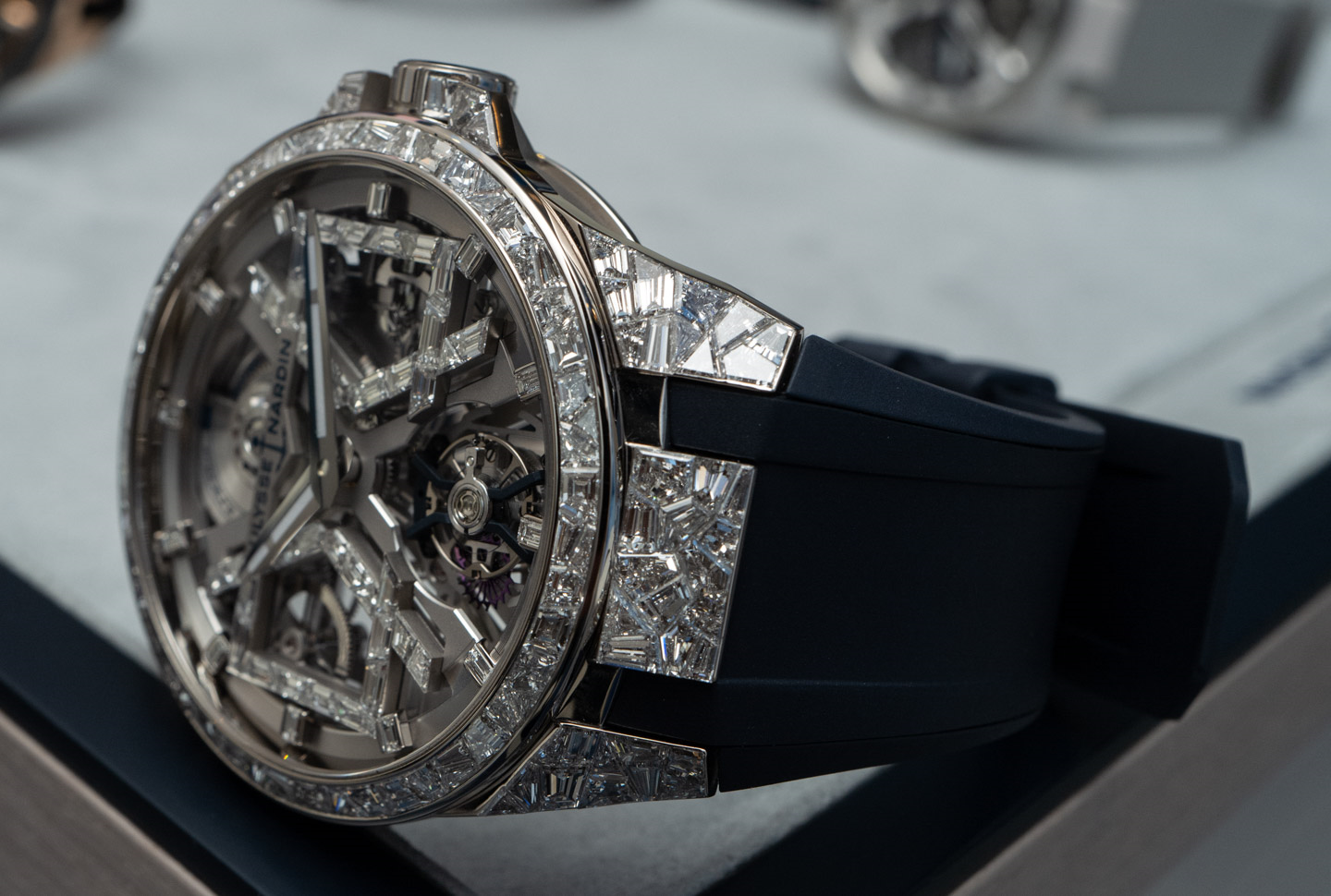 Ulysse Nardin Blast 手表由技术总监 Jean-Christophe Sabatier 解说