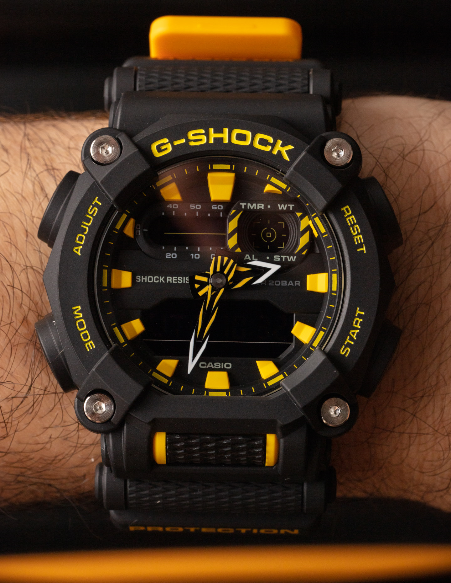 卡西欧G-Shock系列GA900A腕表评测