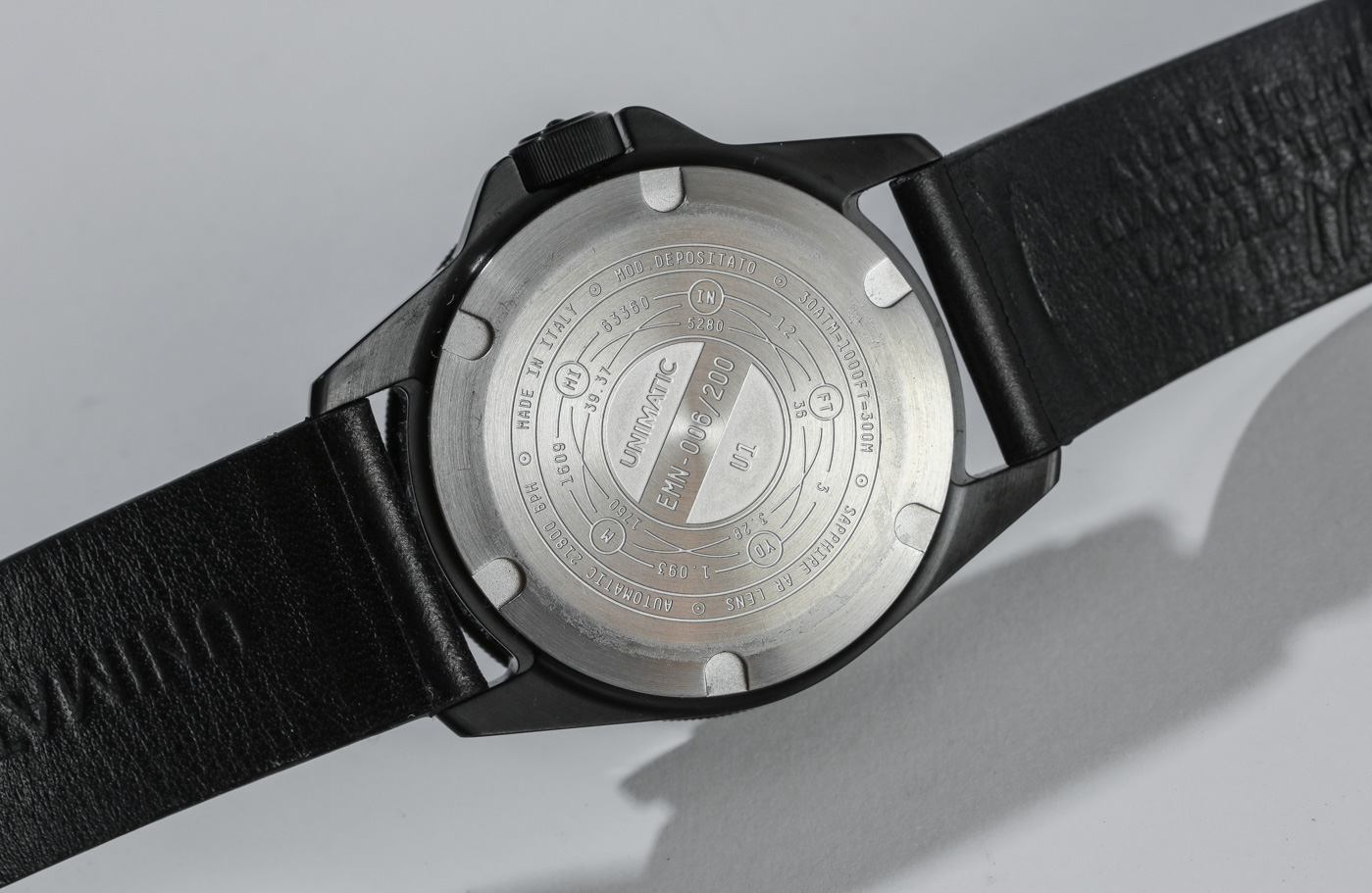 Unimatic推出的精致男士时尚时计-灵感来自劳力士复古运动手表