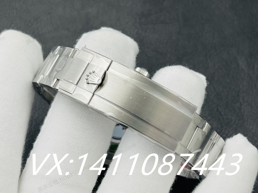 C厂劳力士Rolex最新款绿水鬼40MM惊艳抢眼！